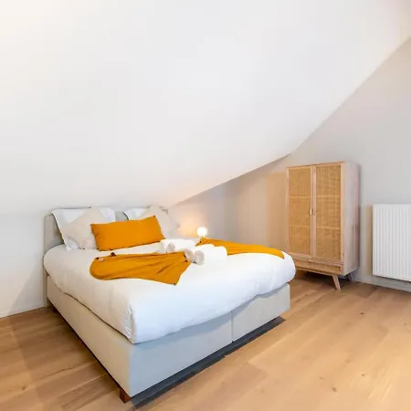 Huswell - Luxurious Duplex In Prime Location, Heart Of Apartment *