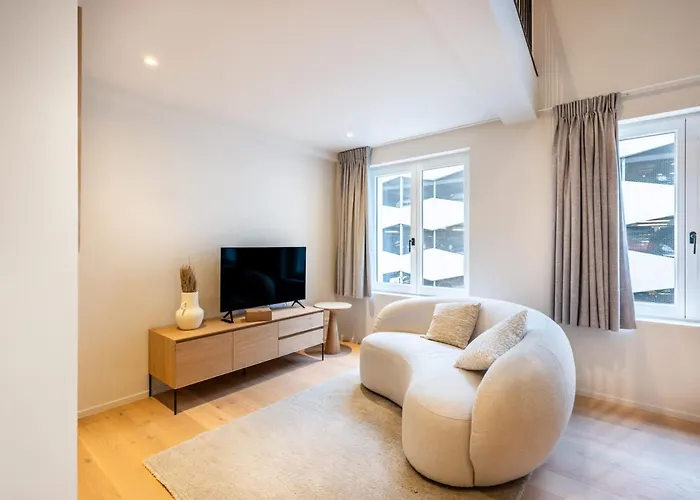 Huswell - Luxurious Duplex In Prime Location, Heart Of Γάνδη